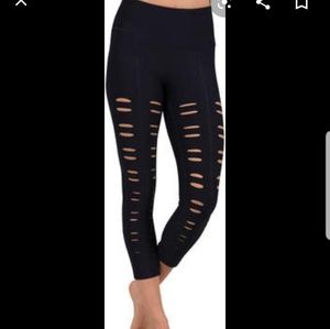 90 degree by reflex laser cut capri